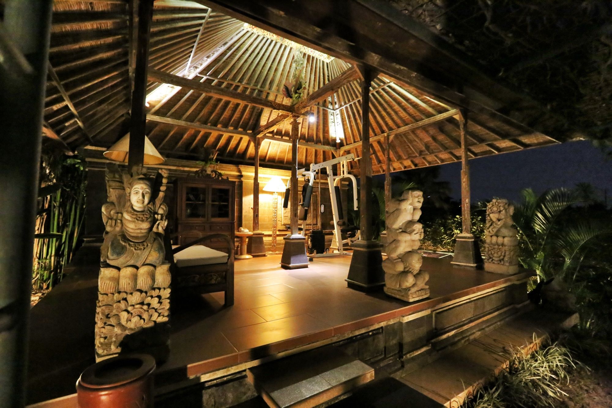 Hotel The Sanyas Retreat à Selemadeg Extérieur photo
